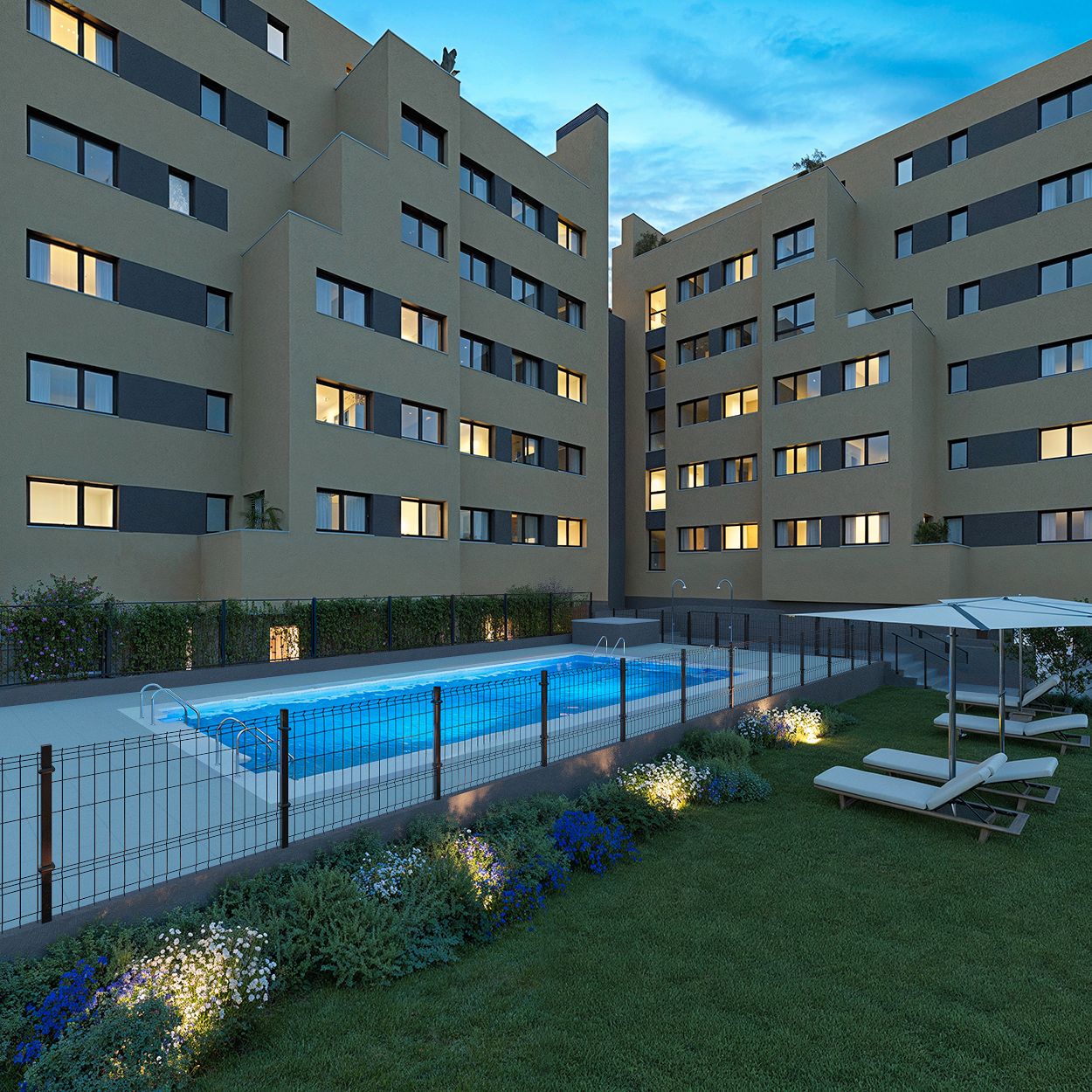 Swimming pool of Attic for sale in  Madrid Capital  with Air Conditioner, Heating and Terrace