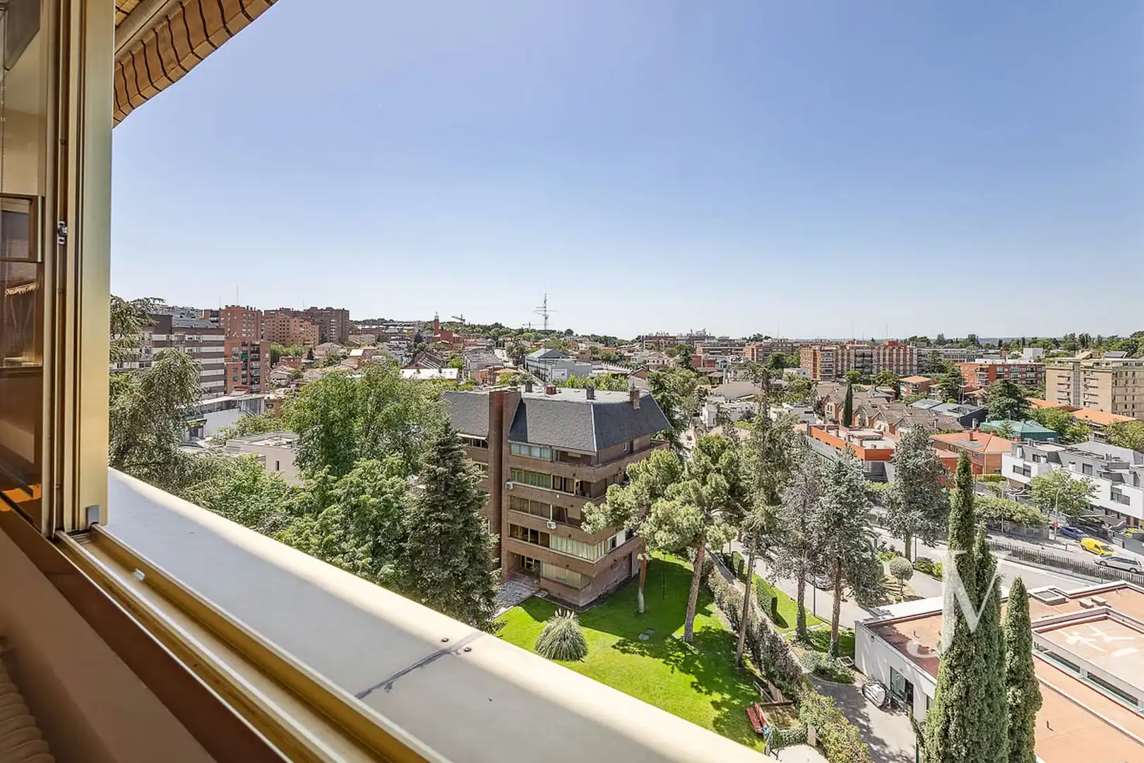 Vista exterior de Piso en venta en  Madrid Capital con Aire acondicionado, Calefacción y Terraza
