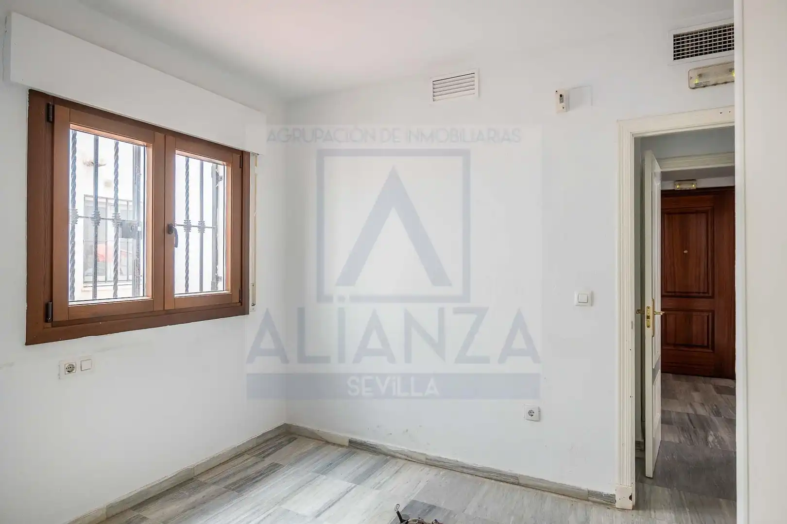 Habitación de Piso en venta en Camas con Aire acondicionado