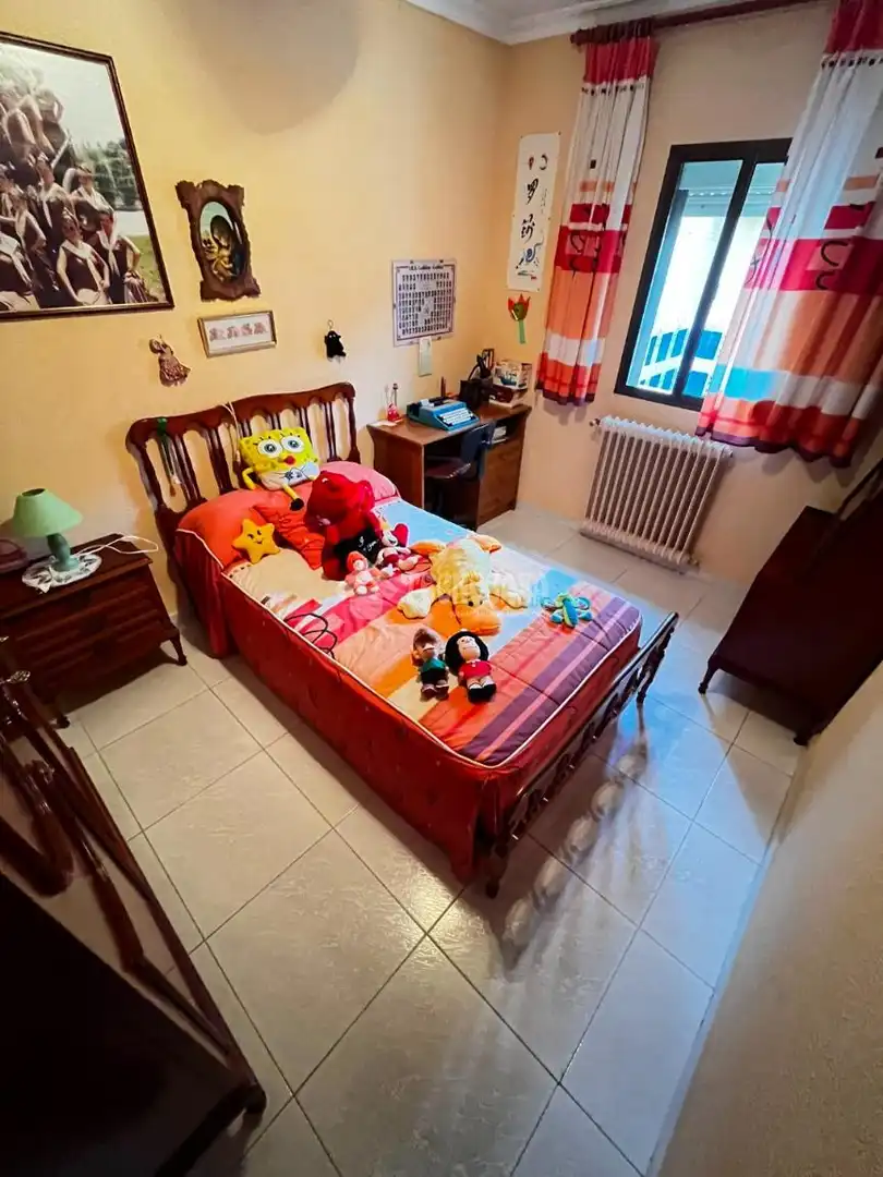 Schlafzimmer von Einfamilien-Reihenhaus zum Verkauf in Puertollano