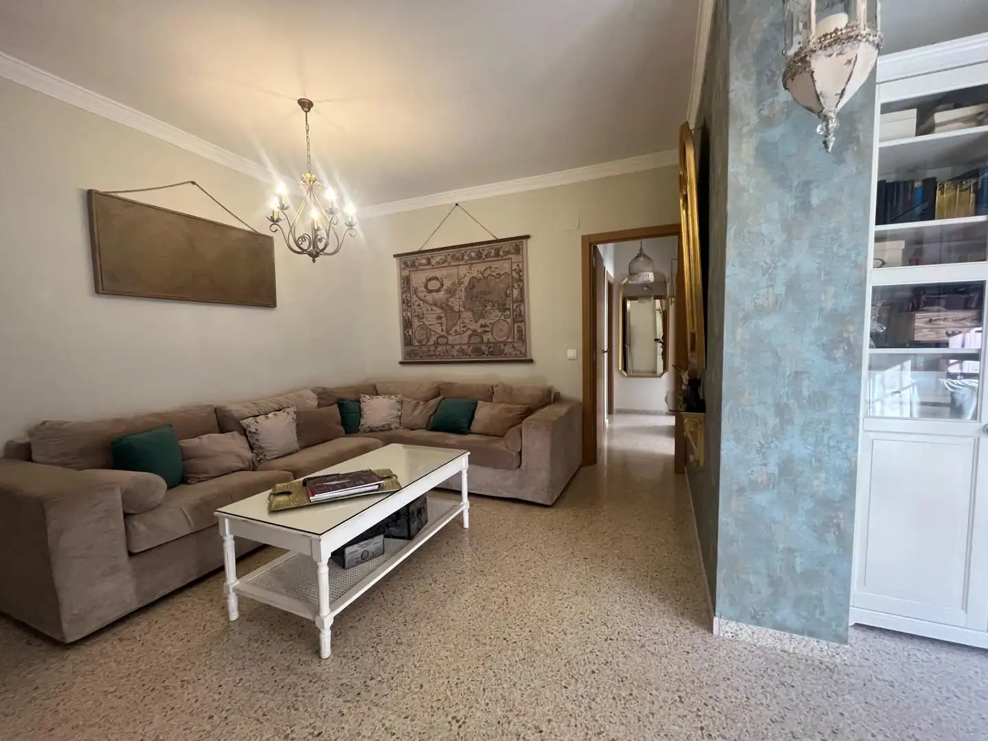 Sala d'estar de Planta baixa en venda en Jerez de la Frontera amb Aire condicionat, Calefacció i Jardí privat