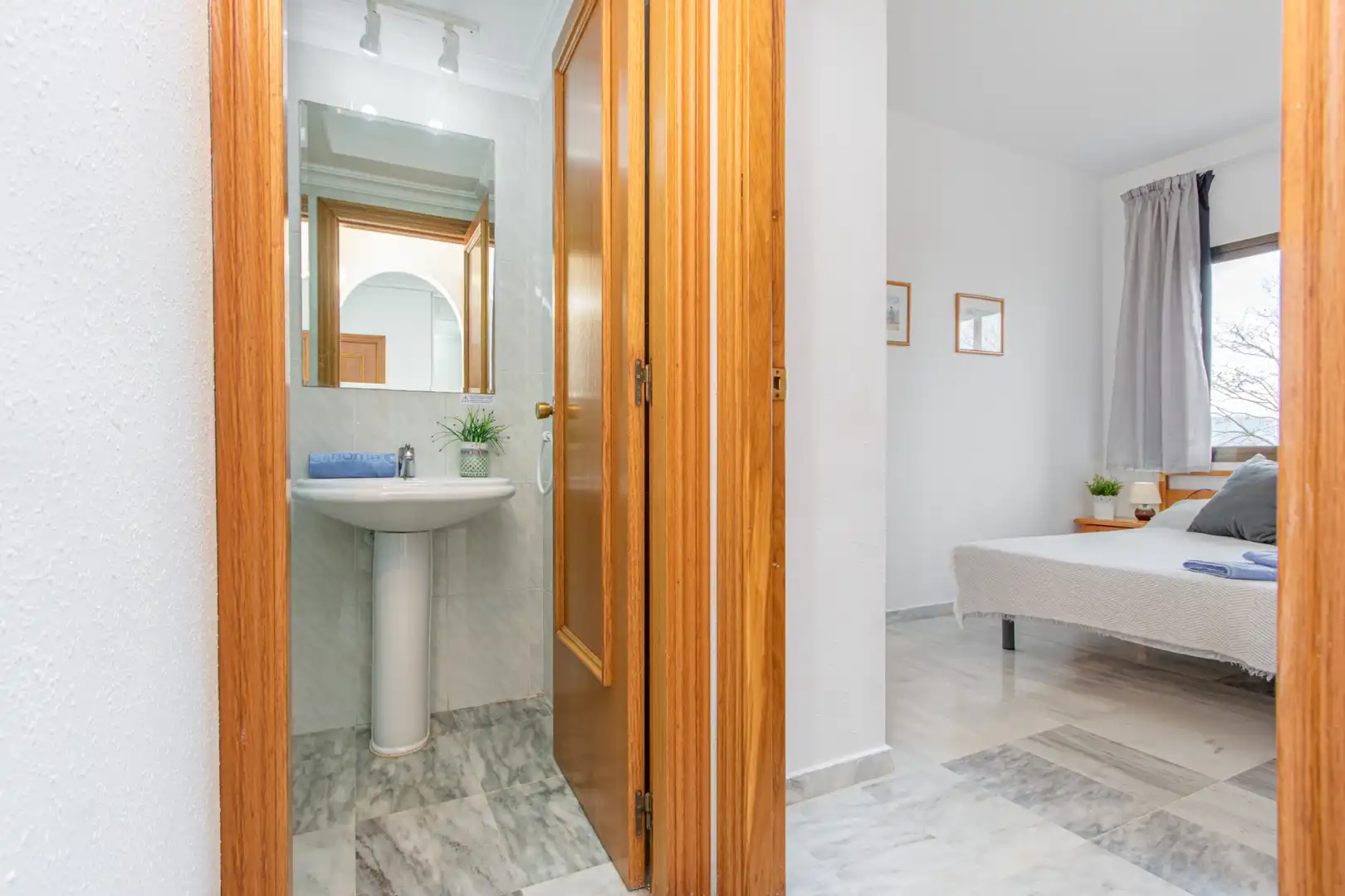 Habitación de Piso en venta en Empuriabrava con Terraza y Amueblado