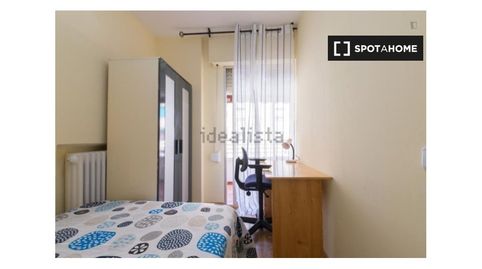 Foto 3 de Piso de alquiler en Reyes Católicos, Alcalá de Henares