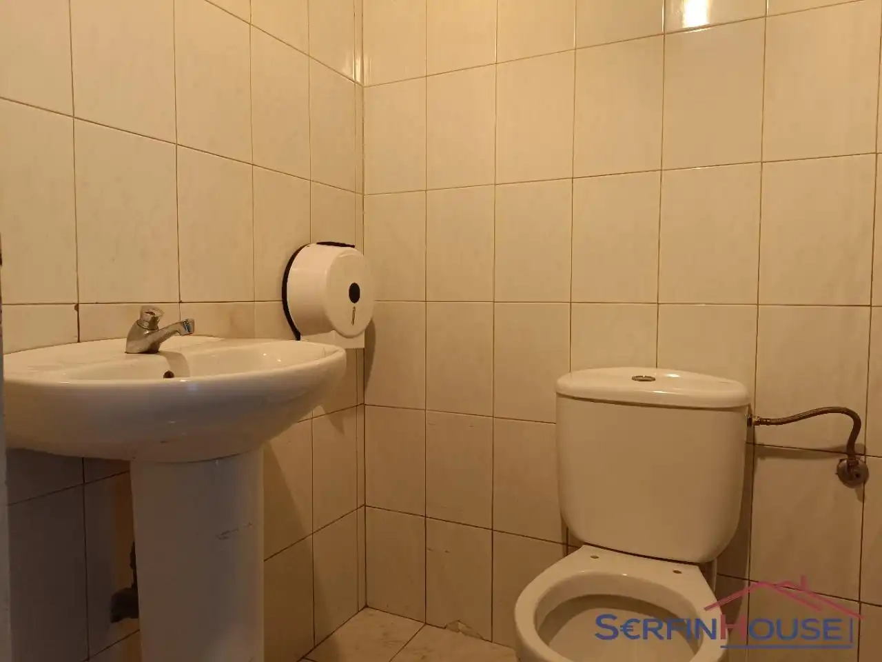 Baño de Local en venta en Noja con Terraza