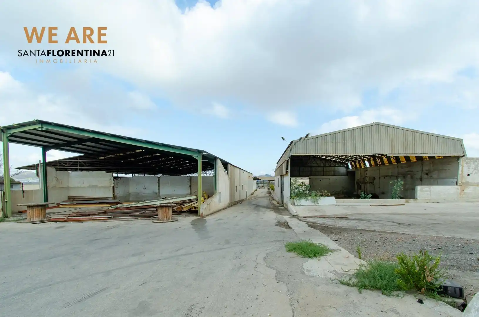 Vista exterior de Nau industrial de lloguer en Cartagena