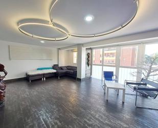 Sala d'estar de Pis en venda en Burgos Capital amb Calefacció