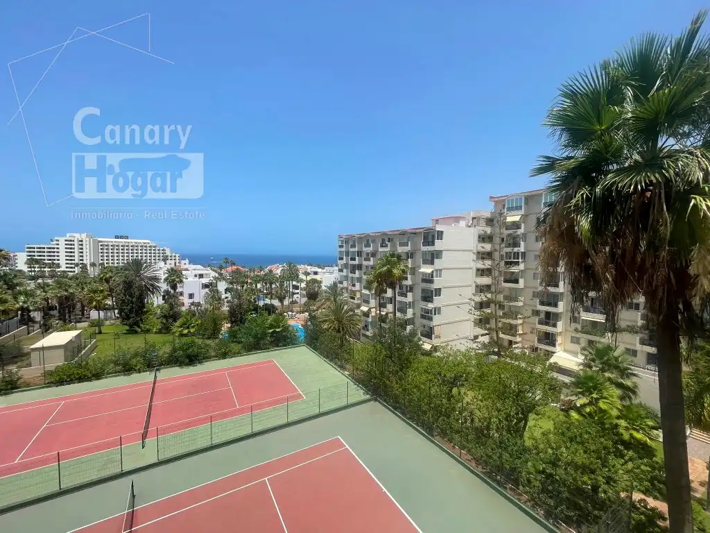 Exterior view of Study for sale in Arona  with Air Conditioner, Balcony and Internet