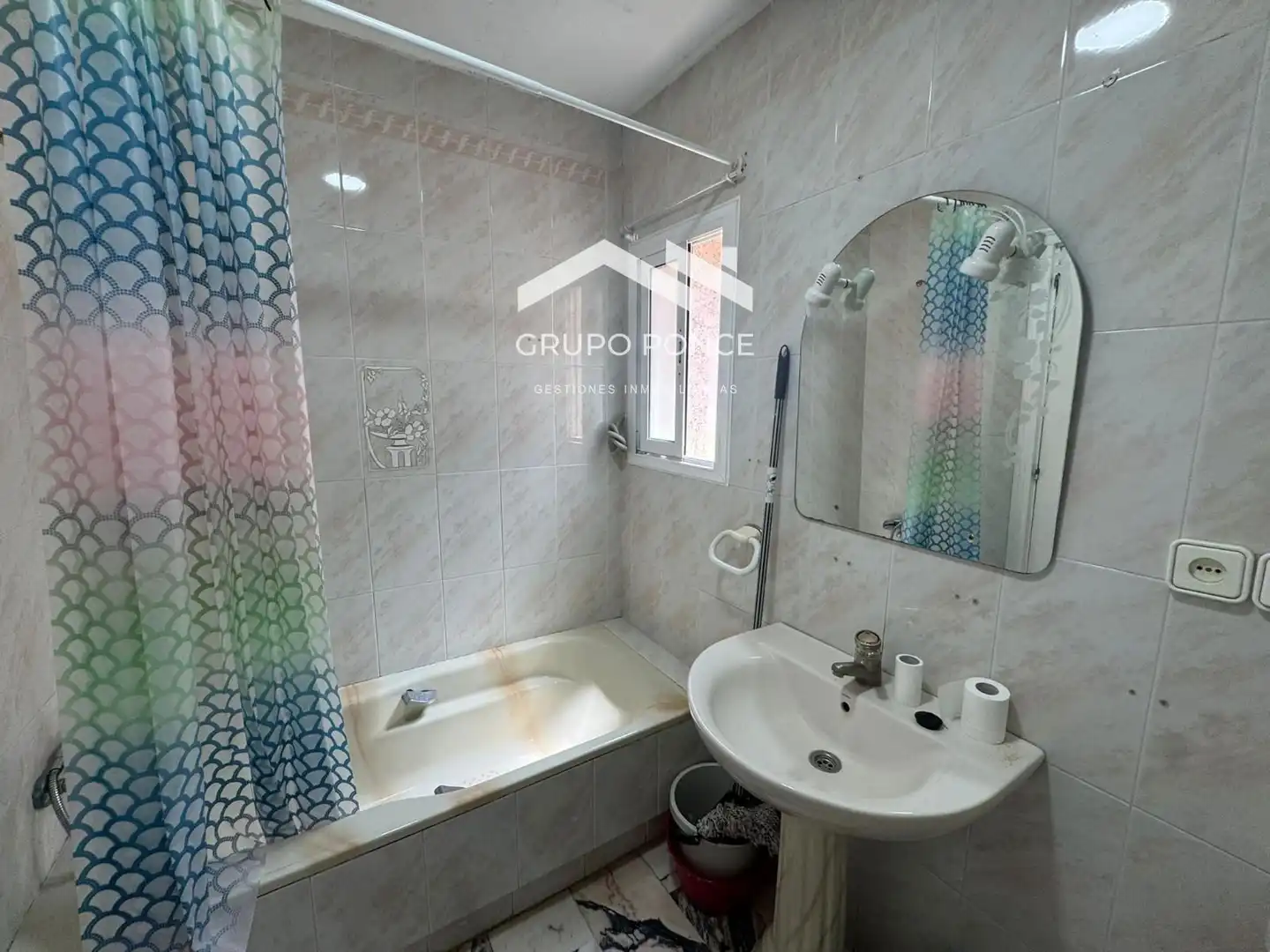 Bathroom of Flat for sale in Jerez de la Frontera  with Terrace and Storage room