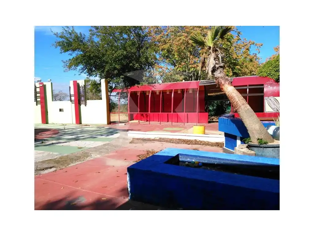Local en venta en DE OLIVENZA (EX-107), Las Vaguadas