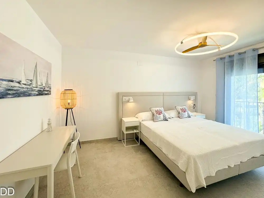 Dormitori de Casa o xalet de lloguer en Dénia amb Aire condicionat, Calefacció i Jardí privat