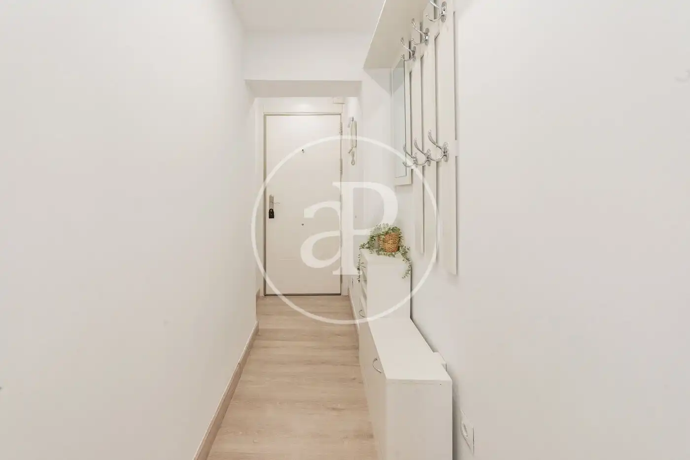 Flat for rent in Corre. Alta de San Pablo, Universidad - Malasaña
