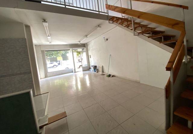 Local comercial en Alquiler en Centro