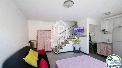 Foto 3 de Casa adosada en venda a Pasaje Biblos, Tordera - Fluvià - Llobregat, Empuriabrava