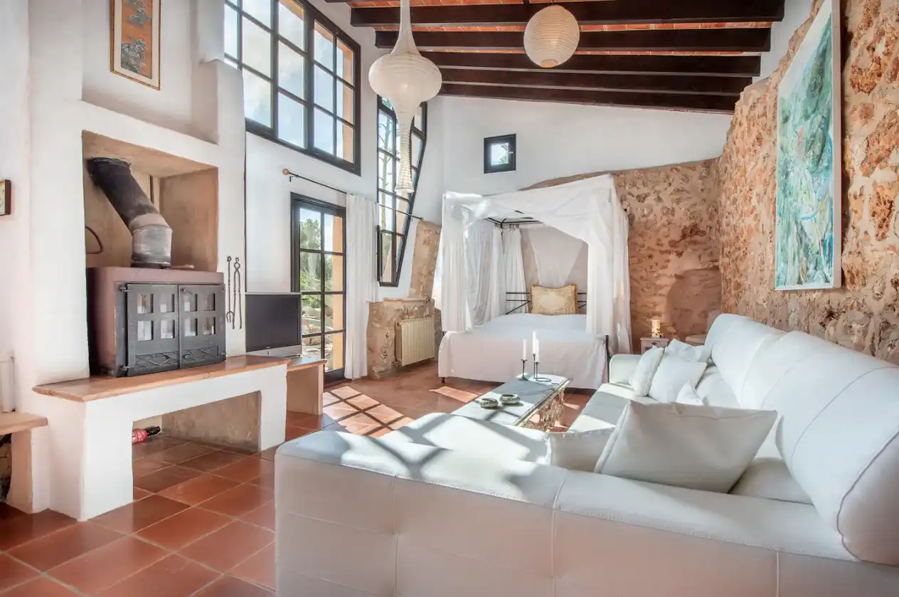 Sala d'estar de Finca rústica en venda en Santanyí amb Calefacció, Terrassa i Traster