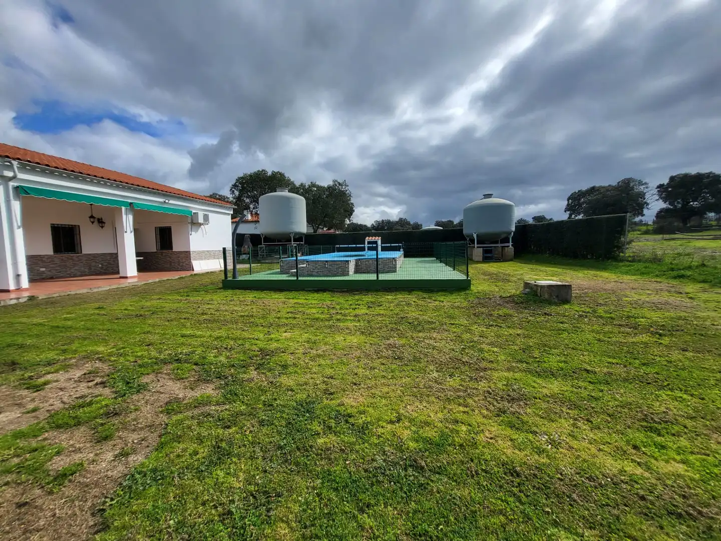 Piscina de Finca rústica en venda en Cáceres amb Aire condicionat, Calefacció i Jardí privat