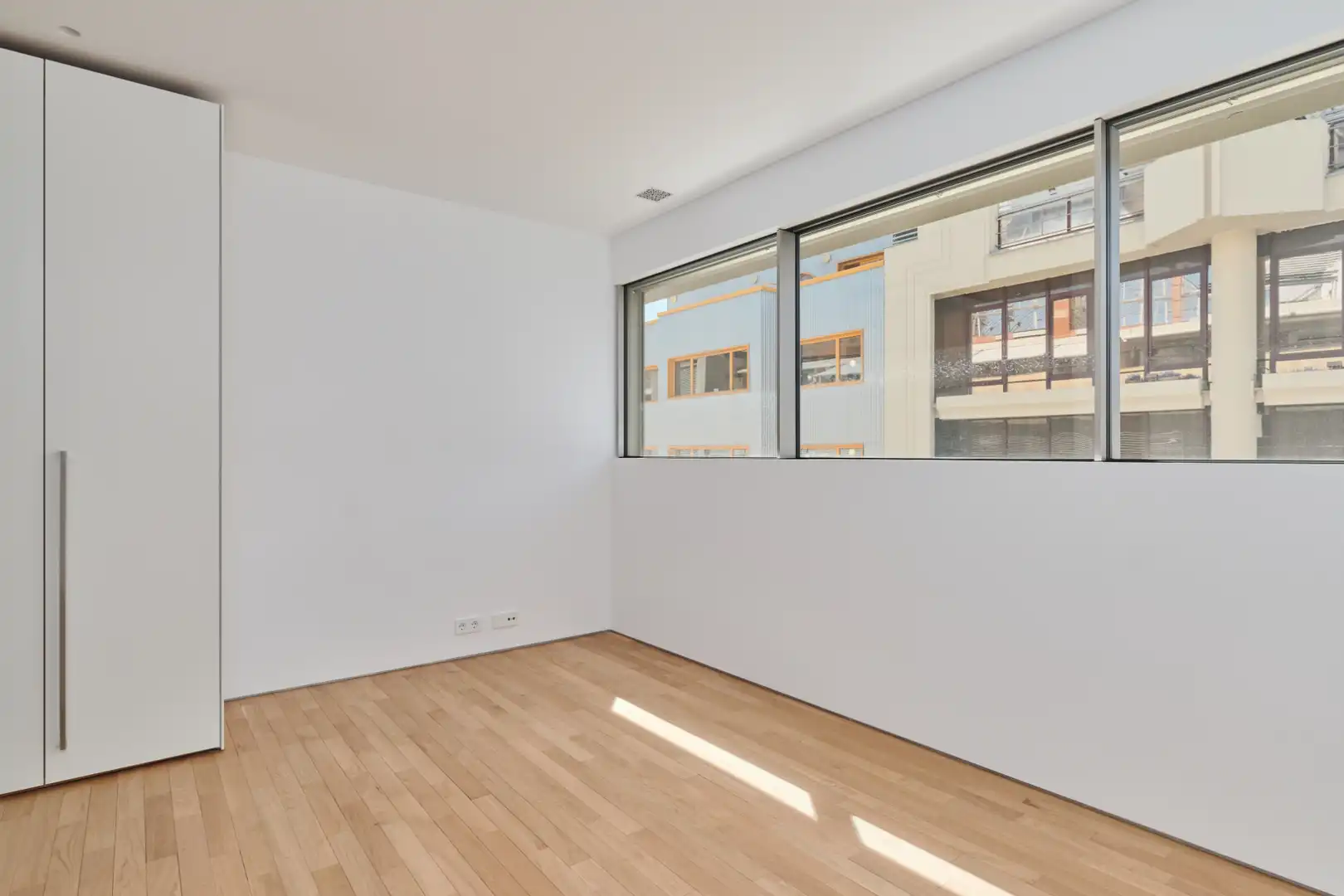Flat for rent in Calle de Javier Ferrero, 13, Ciudad Jardín