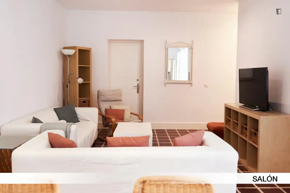 Habitación en Sector Sur - La Palmera - Reina Mercedes