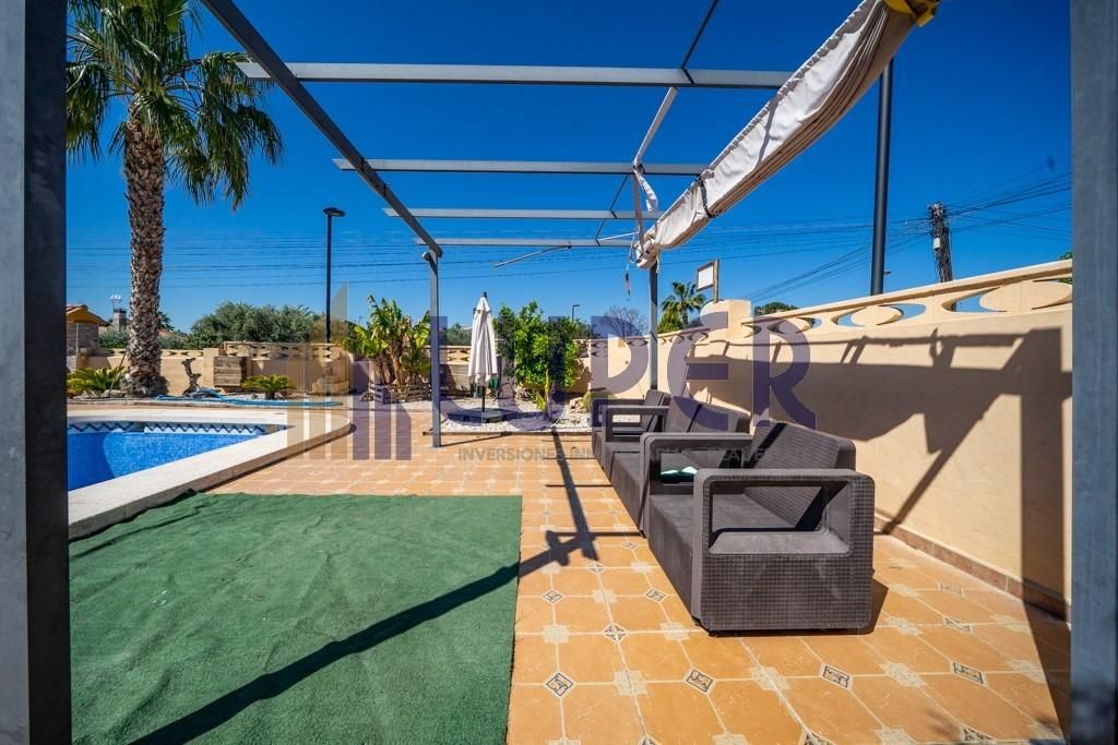 Terraza de Casa o chalet en venta en San Vicente del Raspeig / Sant Vicent del Raspeig con Jardín privado, Terraza y Trastero
