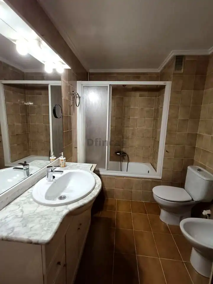 Badezimmer von Wohnung zur Miete in Teruel mit Heizung, Terrasse und Möbliert