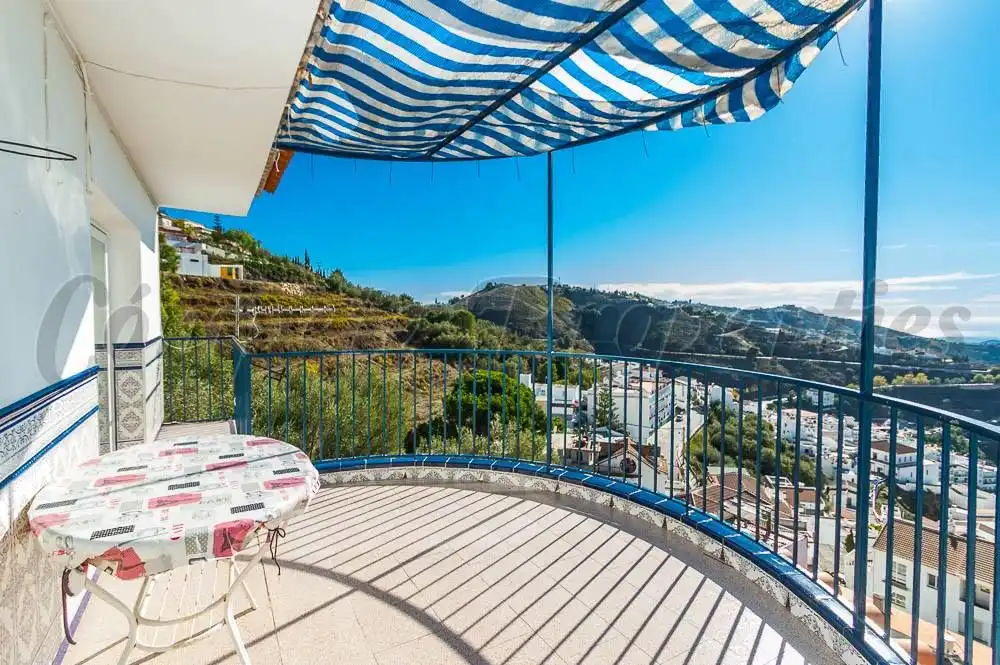 Maison avec piscine à vendre à Cómpeta, imagen 2