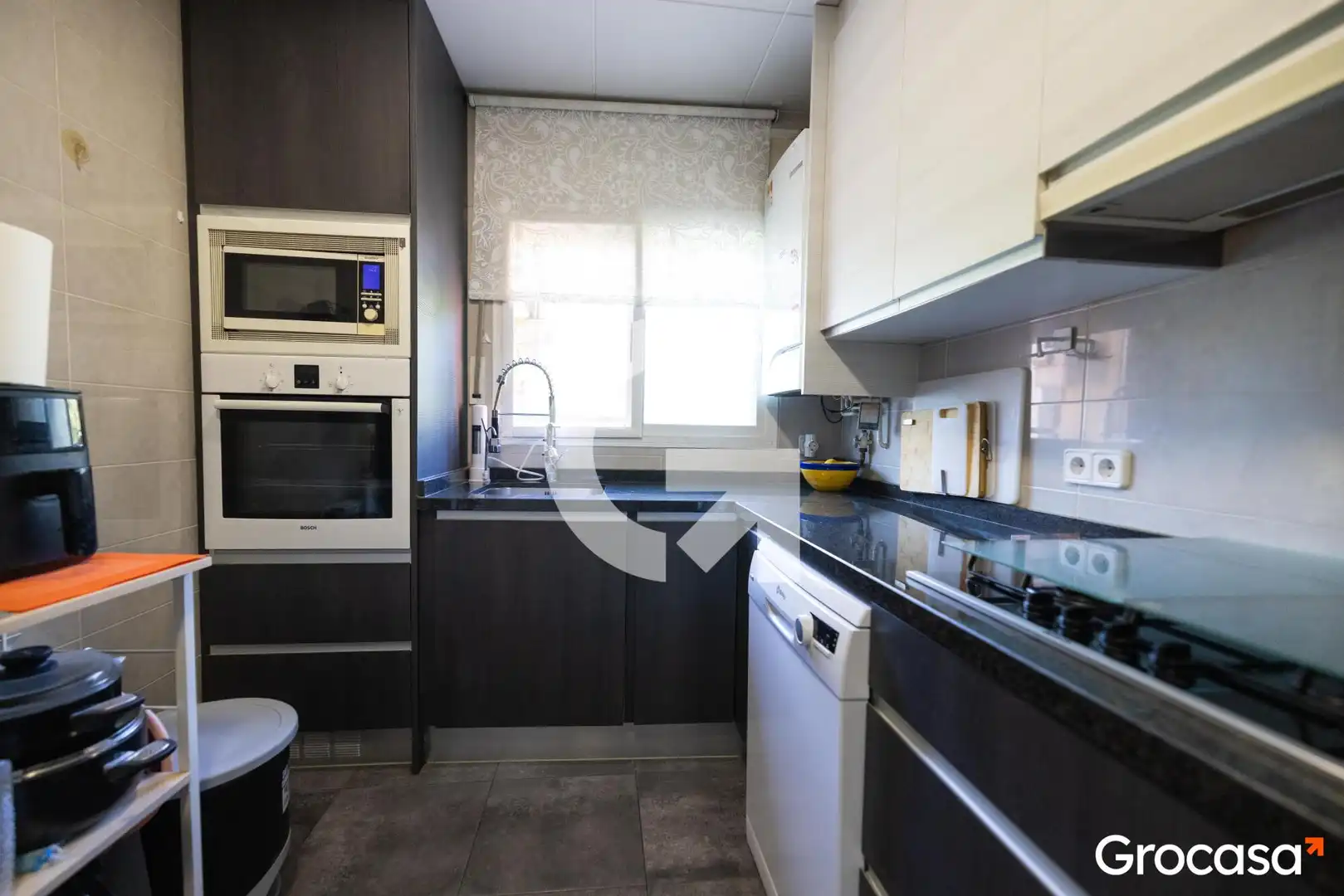 Kitchen of Flat for sale in Lleida  with Air Conditioner, Heating and Storage room