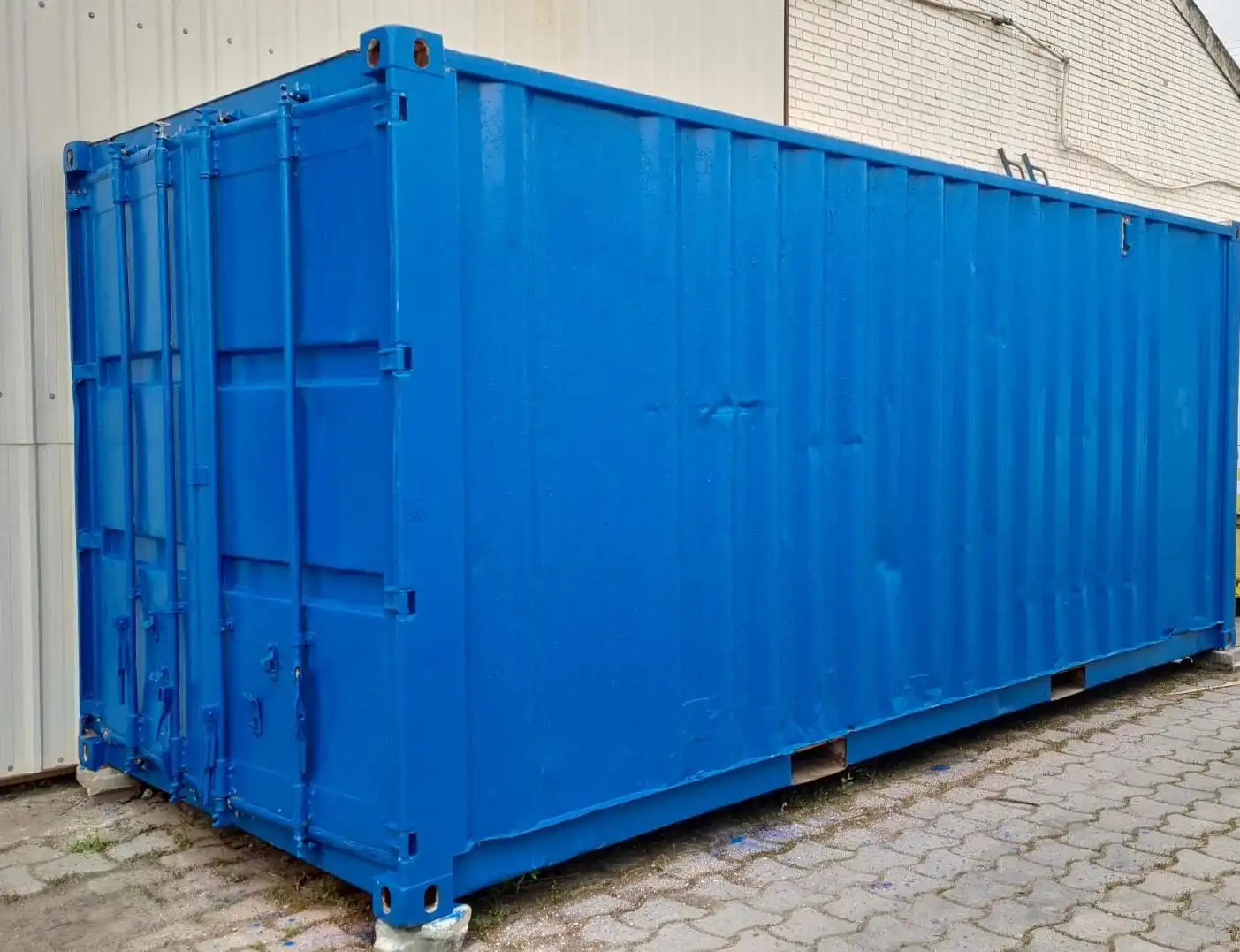 Exterior view of Storage room for rent in Alcalá de Henares  with Alarm