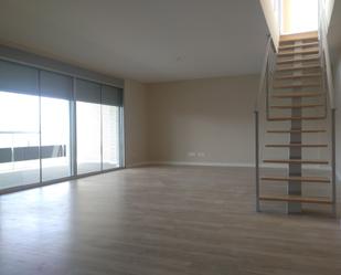 Living room of Attic to rent in  Zaragoza Capital  with Air Conditioner and Terrace