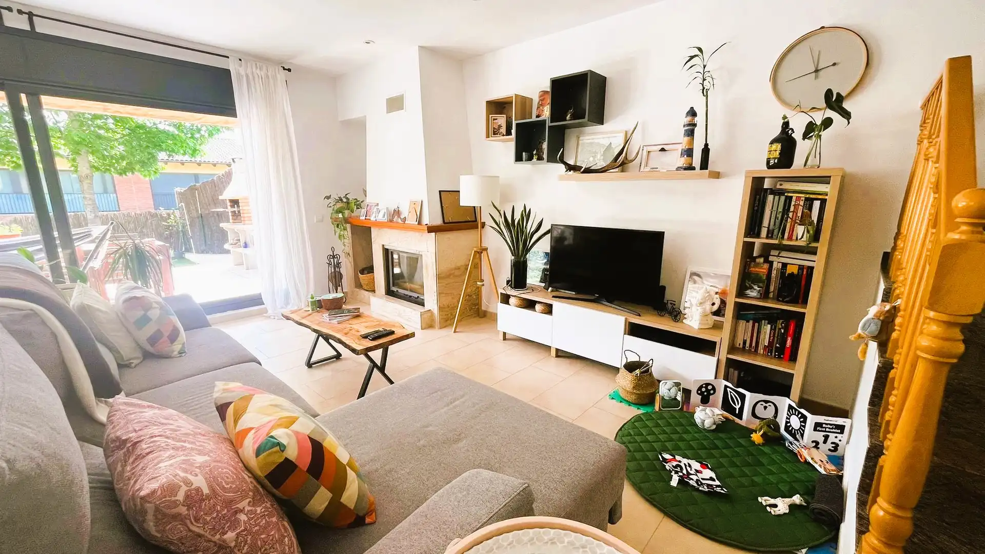 Sala d'estar de Casa o xalet de lloguer en Gualba amb Calefacció