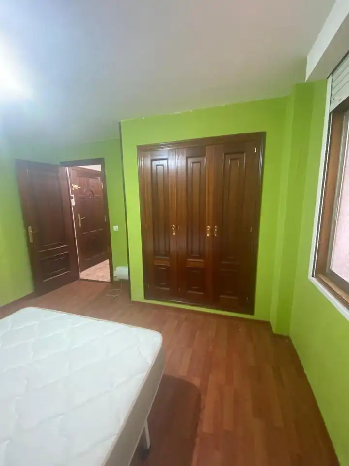Bedroom of Flat for rent in Santiago de Compostela   with Furnished