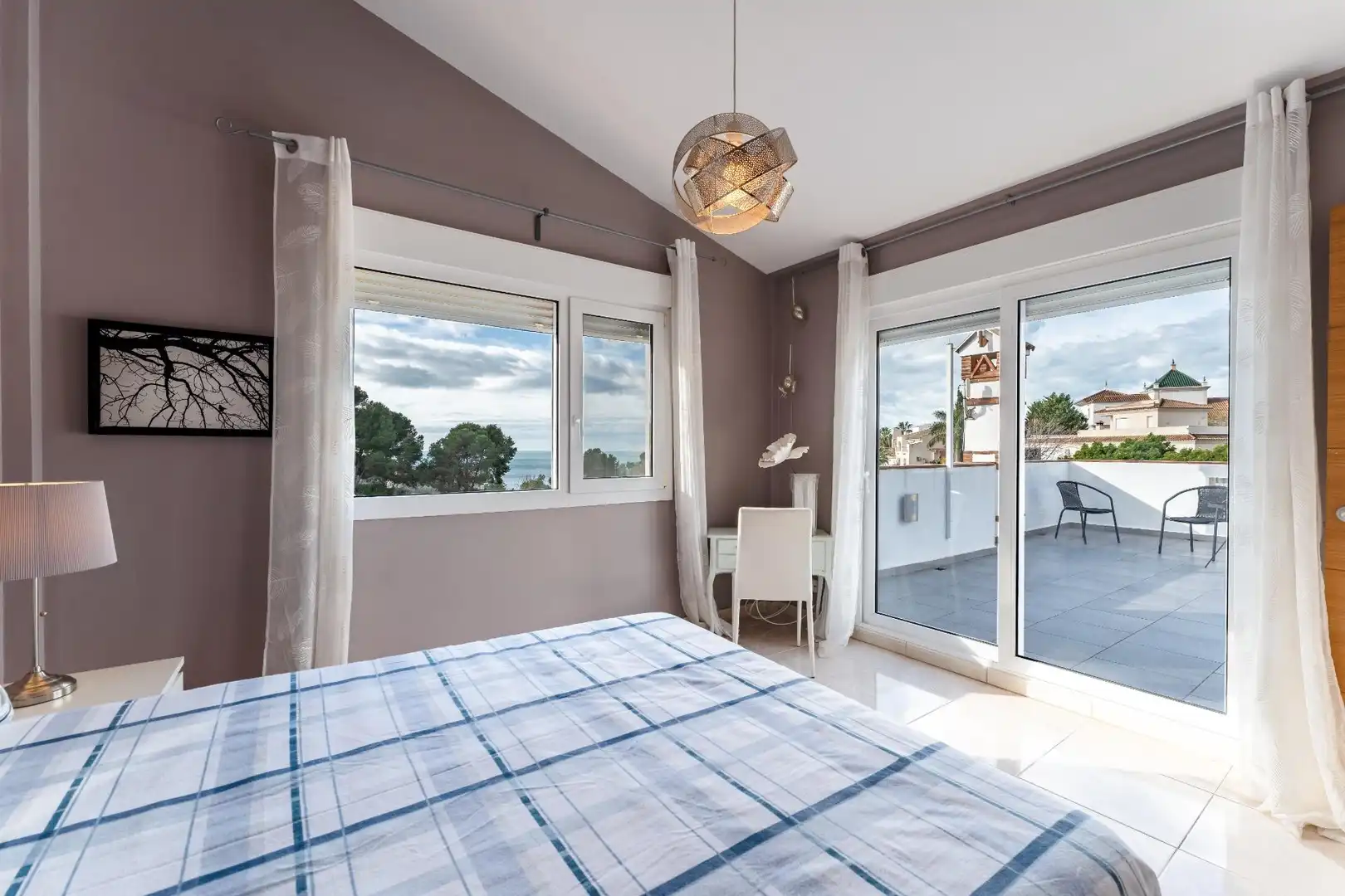 Habitación de Casa o chalet en venta en Vélez-Málaga con Piscina comunitaria