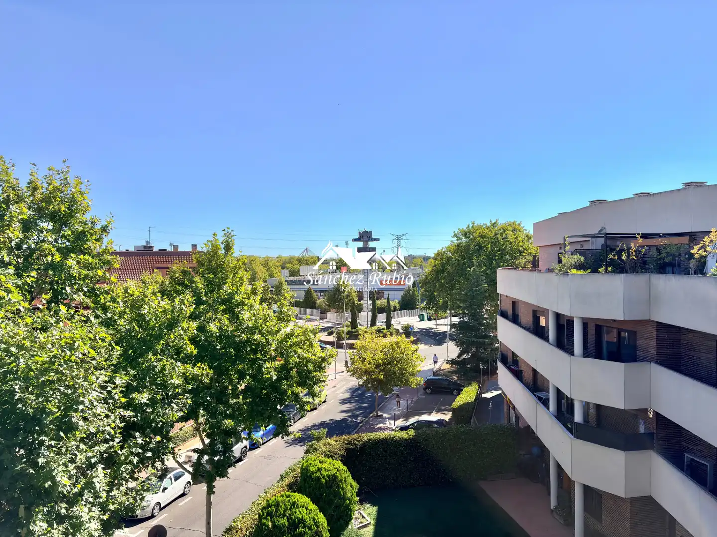 Exterior view of Attic for rent in Las Rozas de Madrid  with Air Conditioner, Heating and Parquet flooring