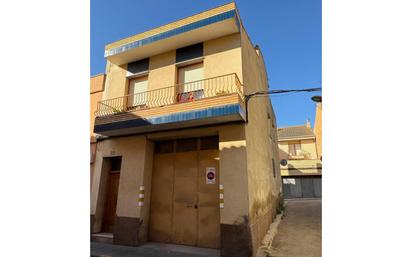 Vista exterior de Casa o xalet en venda en Binéfar amb Calefacció, Terrassa i Moblat