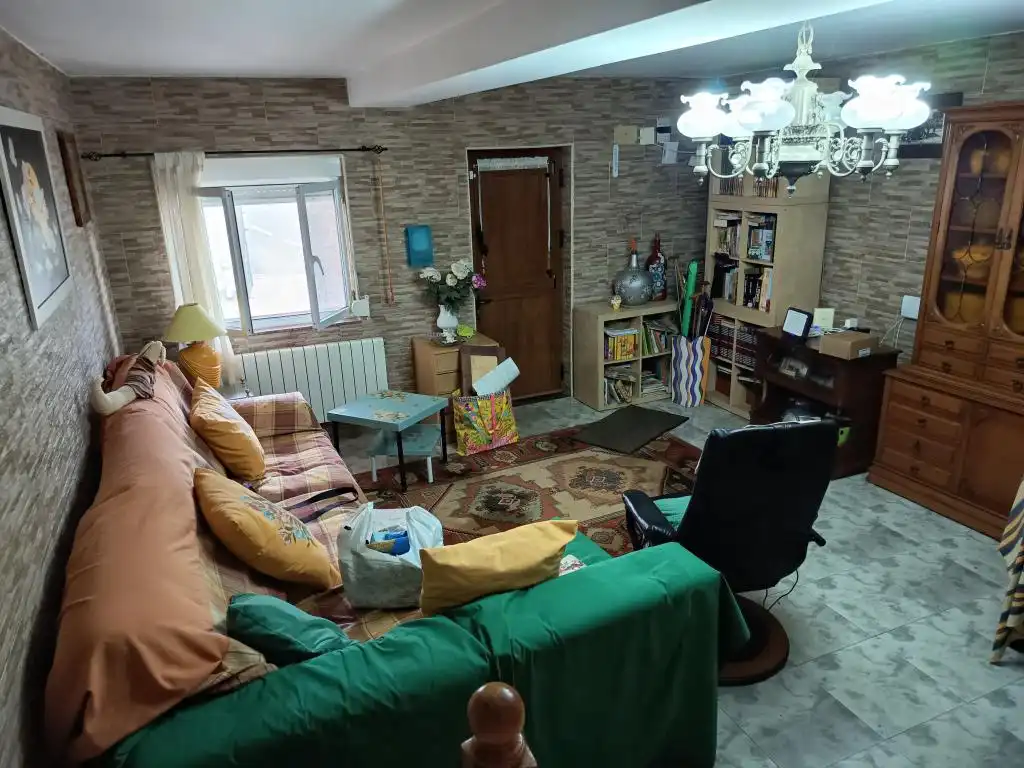 Sala d'estar de Casa o xalet en venda en Gozón amb Moblat