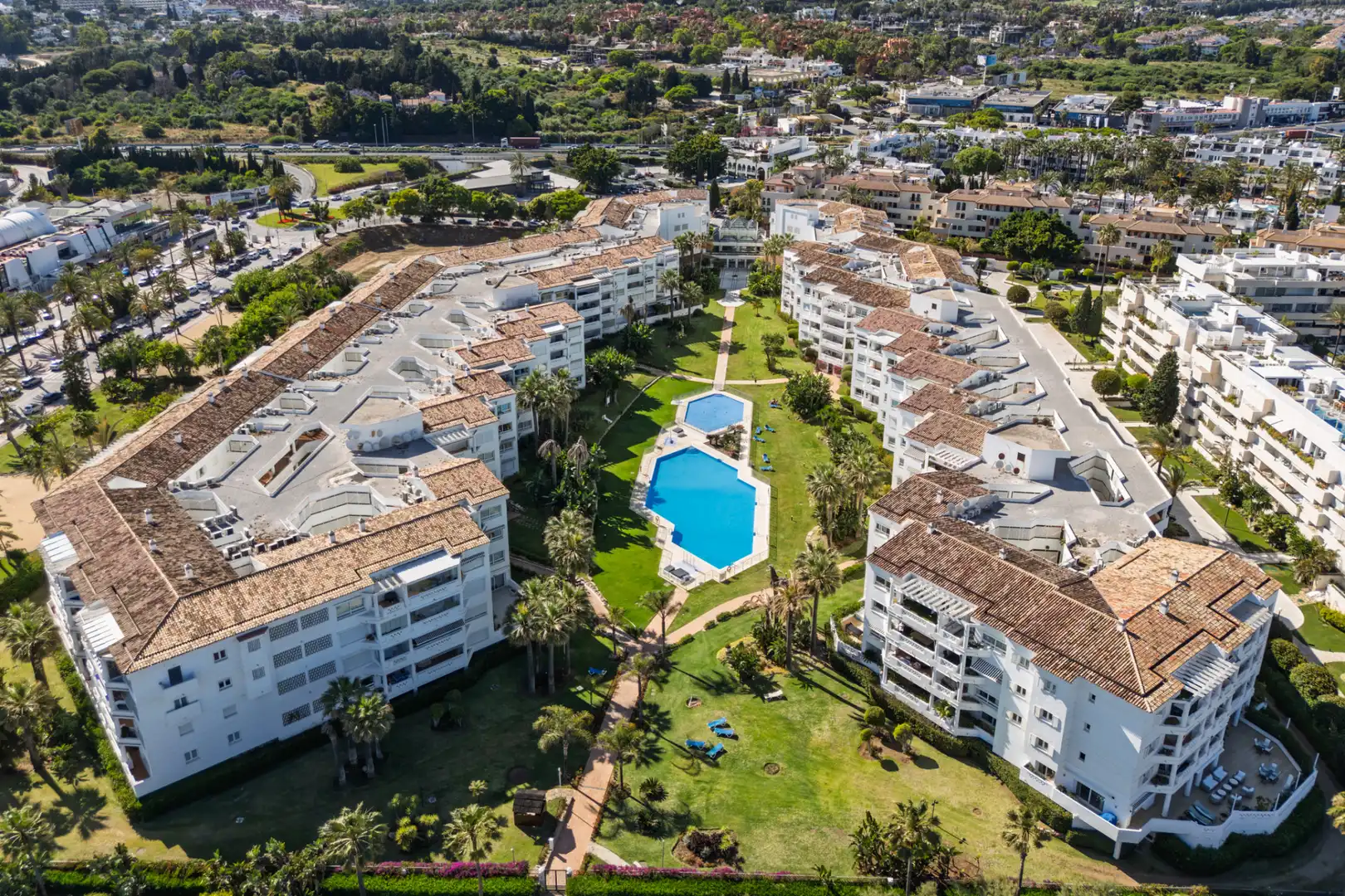 Apartament amb piscina en venda a Nueva Andalucía, imagen 14