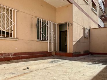 Local comercial en venda a Vinyets - Molí Vell