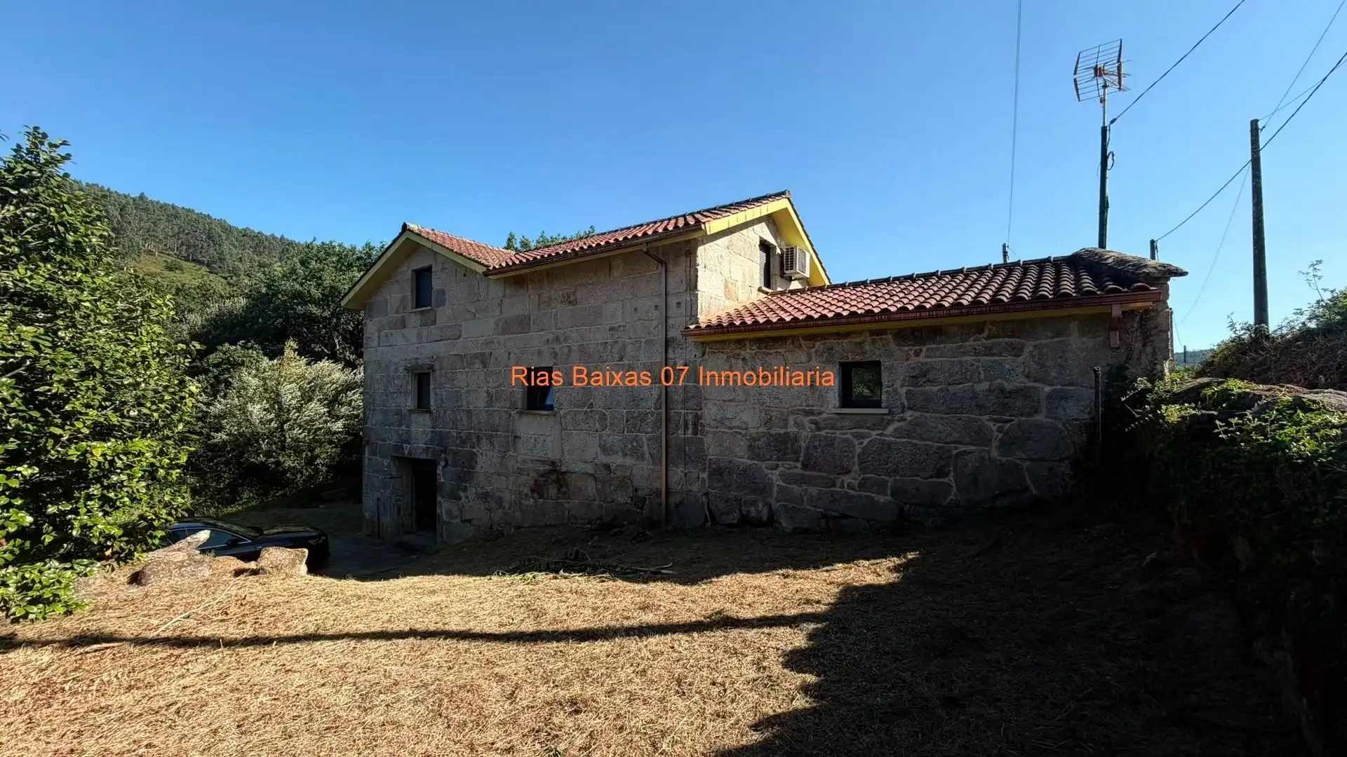 Vista exterior de Casa o chalet en venta en Covelo con Calefacción, Jardín privado y Terraza