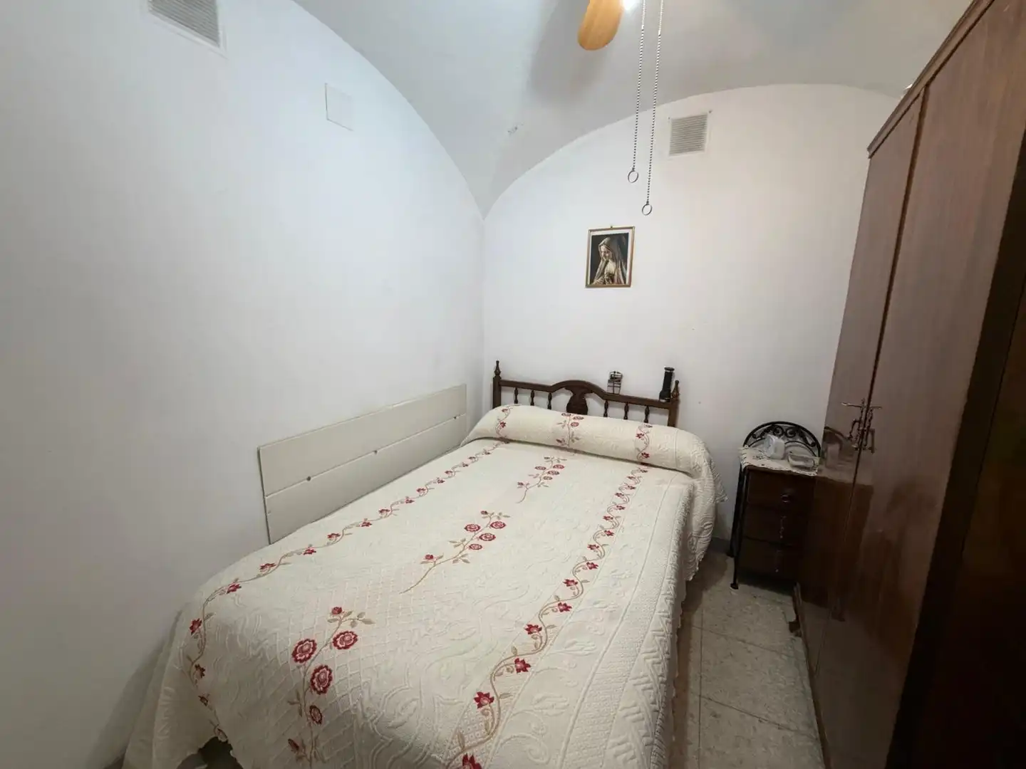 Dormitori de Casa o xalet en venda en Alcuéscar amb Terrassa, Moblat i Balcó