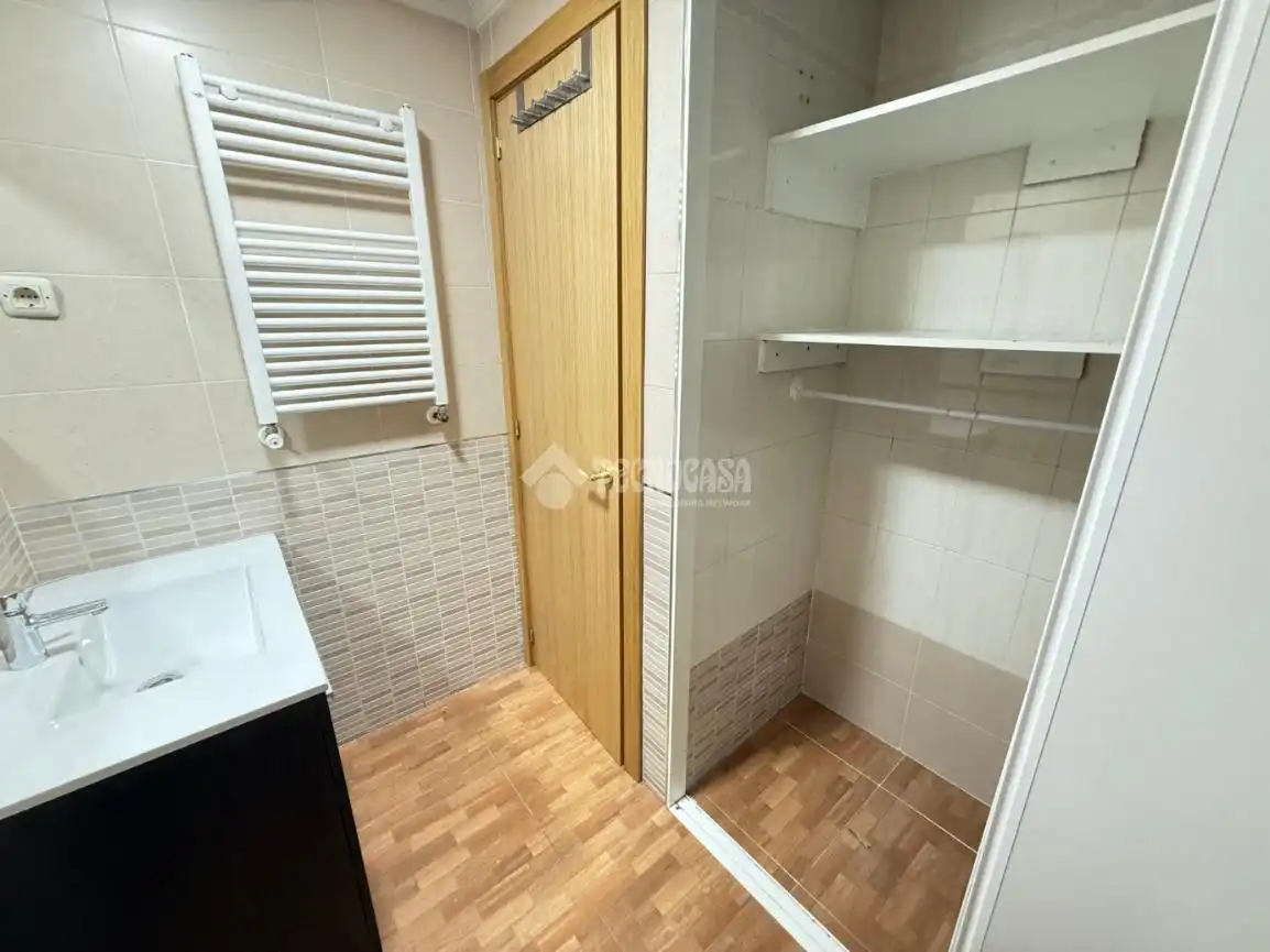 Flat for sale in Torres de la Alameda