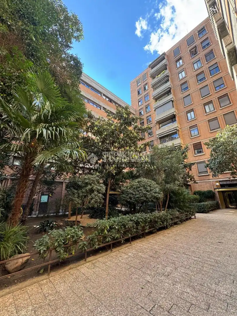 Vista exterior de Piso en venta en Madrid con Aire acondicionado, Calefacción y Parquet