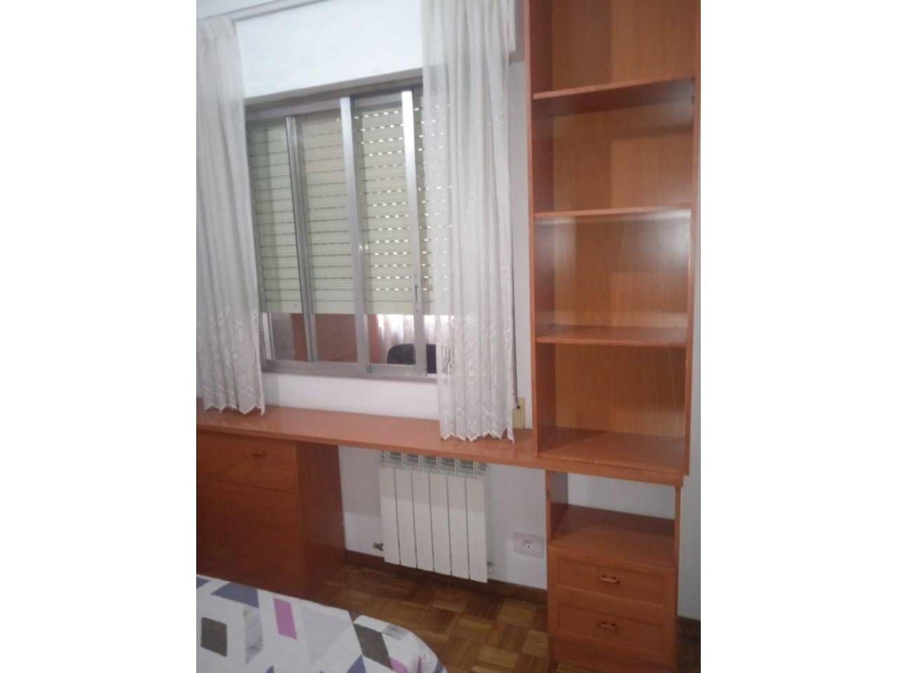Bedroom of Flat to rent in Ourense Capital   with Parquet flooring, Furnished and Balcony