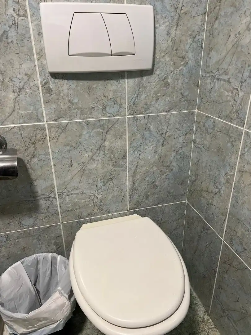 Bathroom of Flat for share in Rascanya