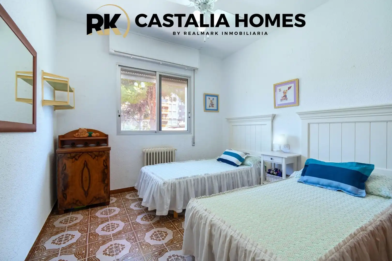 Habitación de Casa o chalet en venta en Benicasim / Benicàssim con Calefacción, Jardín privado y Terraza