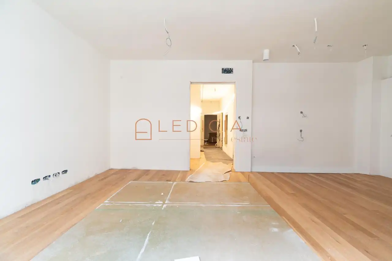 Flat for sale in Vigo   with Heating, Terrace and Furnished