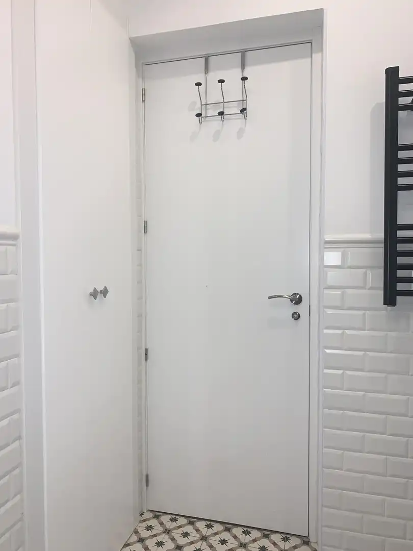 Flat for rent in Madrid  with Air Conditioner and Furnished