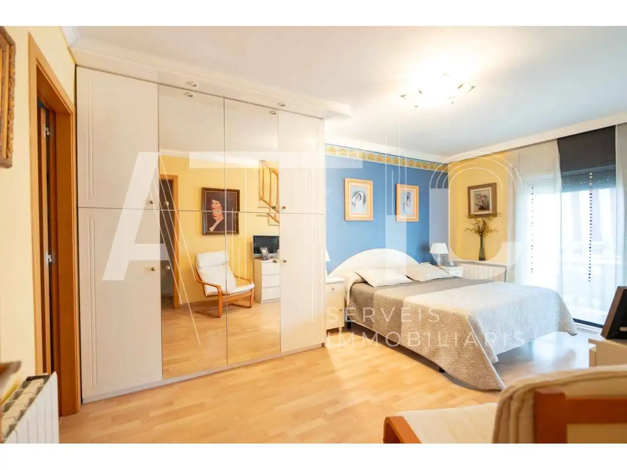 Habitación de Piso en venta en Sabadell con Aire acondicionado, Calefacción y Parquet