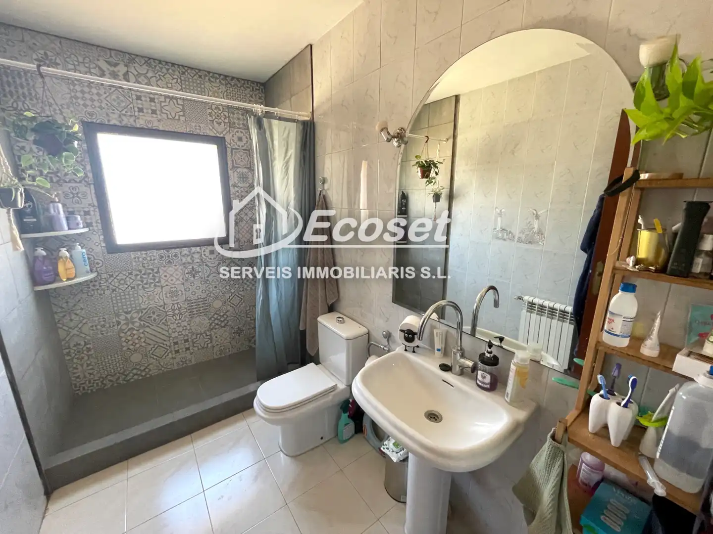 Baño de Casa o chalet en venta en Vallirana con Calefacción, Jardín privado y Terraza