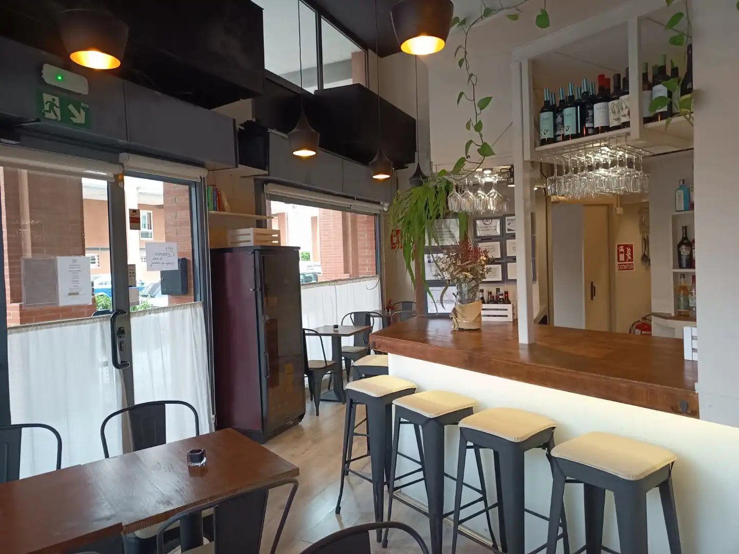 Commercial properties for sale in Vilassar de Mar  with Air Conditioner, Heating and Parquet flooring