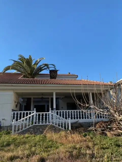Vista exterior de Casa o chalet en venta en La Adrada  con Calefacción, Jardín privado y Trastero