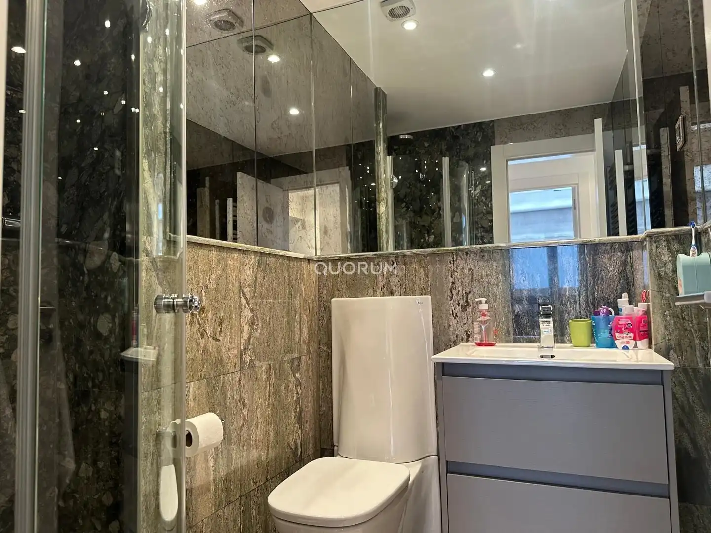 Baño de Piso en venta en Getxo  con Calefacción