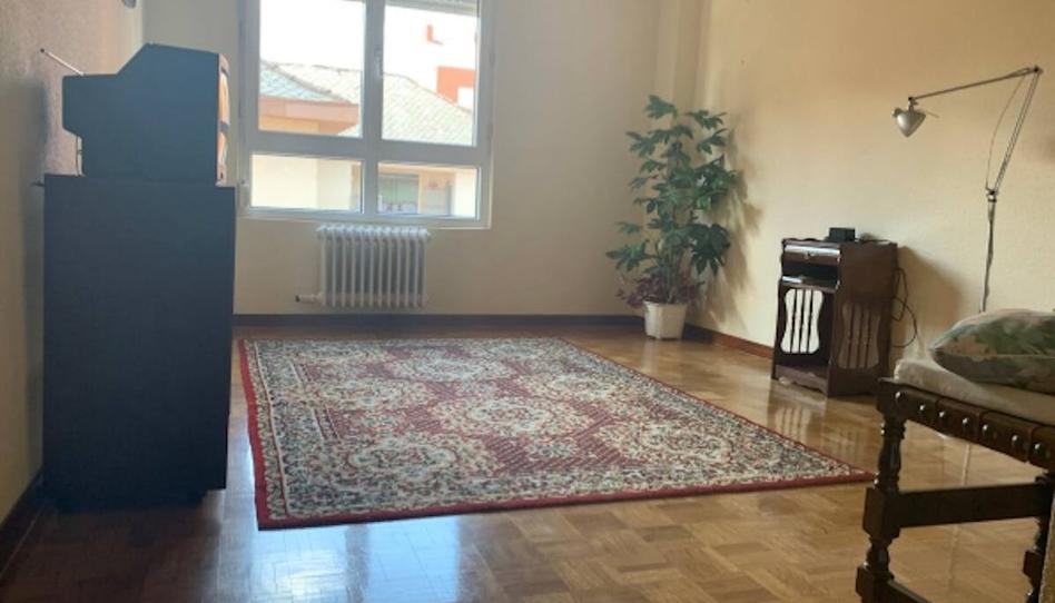 Photo 1 of Flat to rent in C. Río Valdellorma, El Soto, León